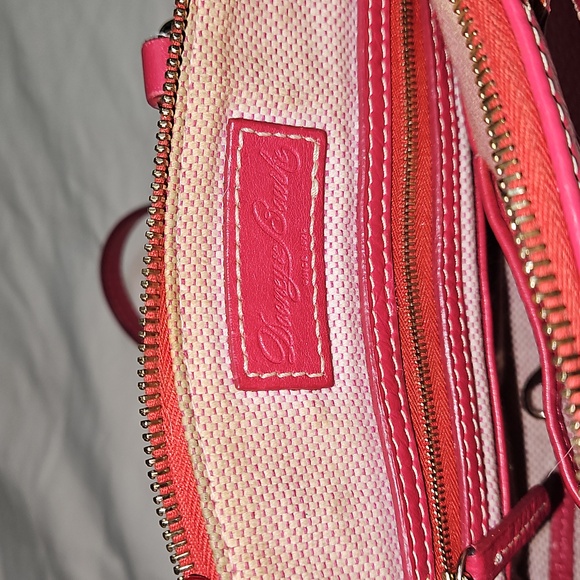 Dooney And Bourke Pebble Leather Crossbody bag - Picture 4 of 8